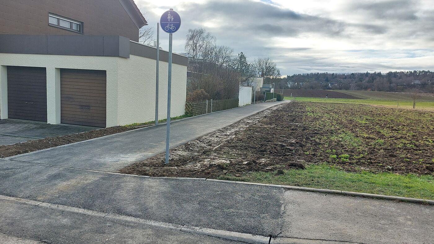 Geh- und Radweg bei der Testfahrradstraße Goldäckerstraße