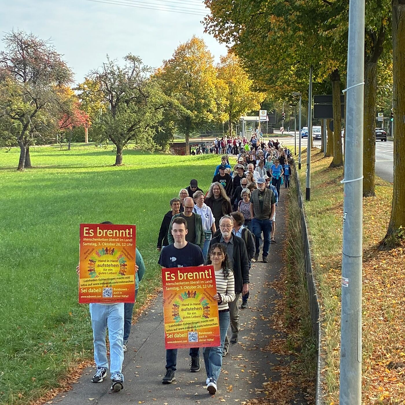 Die Menschenkette entsteht