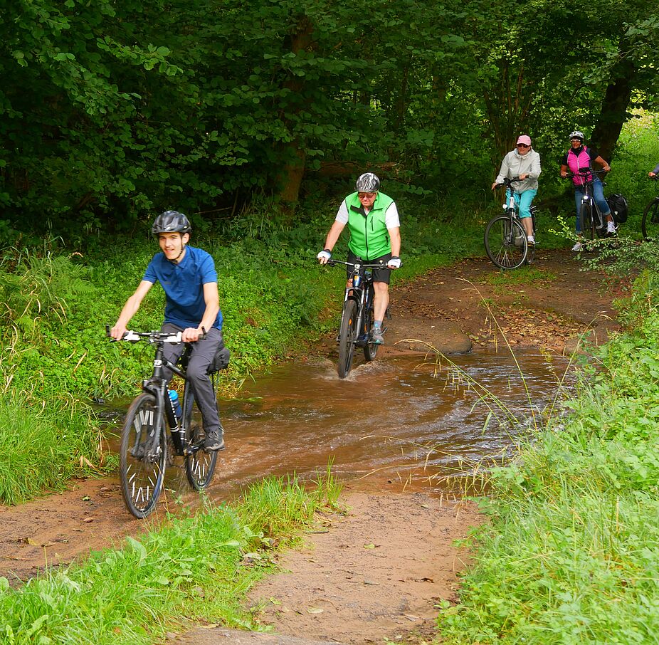 Querung der Furt Roßbach bei Völkershain